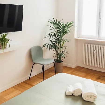 Freshly Renovated 10 Minutes From Arena *